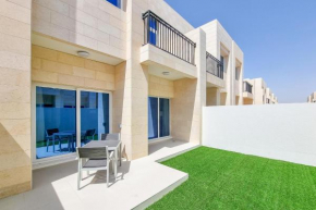 ALH Vacay - Family Villa in DAMAC Hills 2